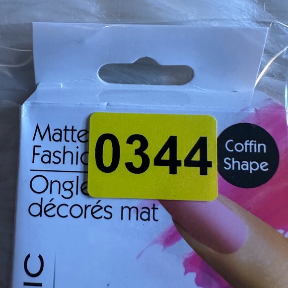 🩷5/$10 Sassy+Chic Matte Fashion Nails - Picture 6 of 6